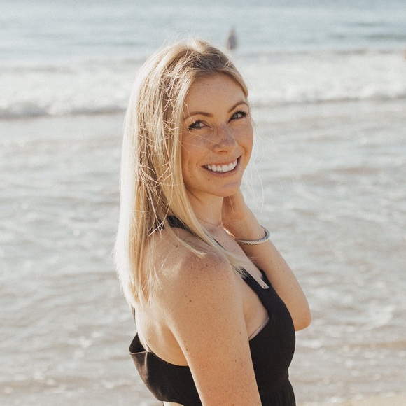 Meet your Posher, Monique - Picture 1 of 1